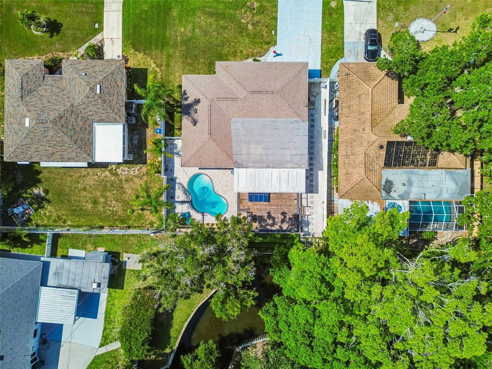 3282 Honeysuckle Rd, Largo, FL 33770