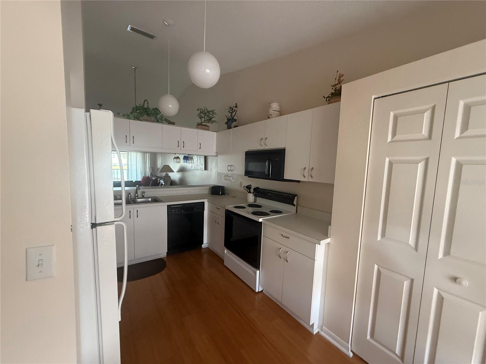 4211 Caddie Unit 202, Bradenton, FL 34203