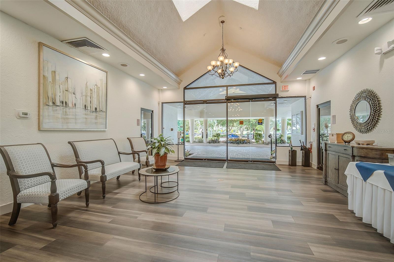 4211 Caddie Unit 202, Bradenton, FL 34203