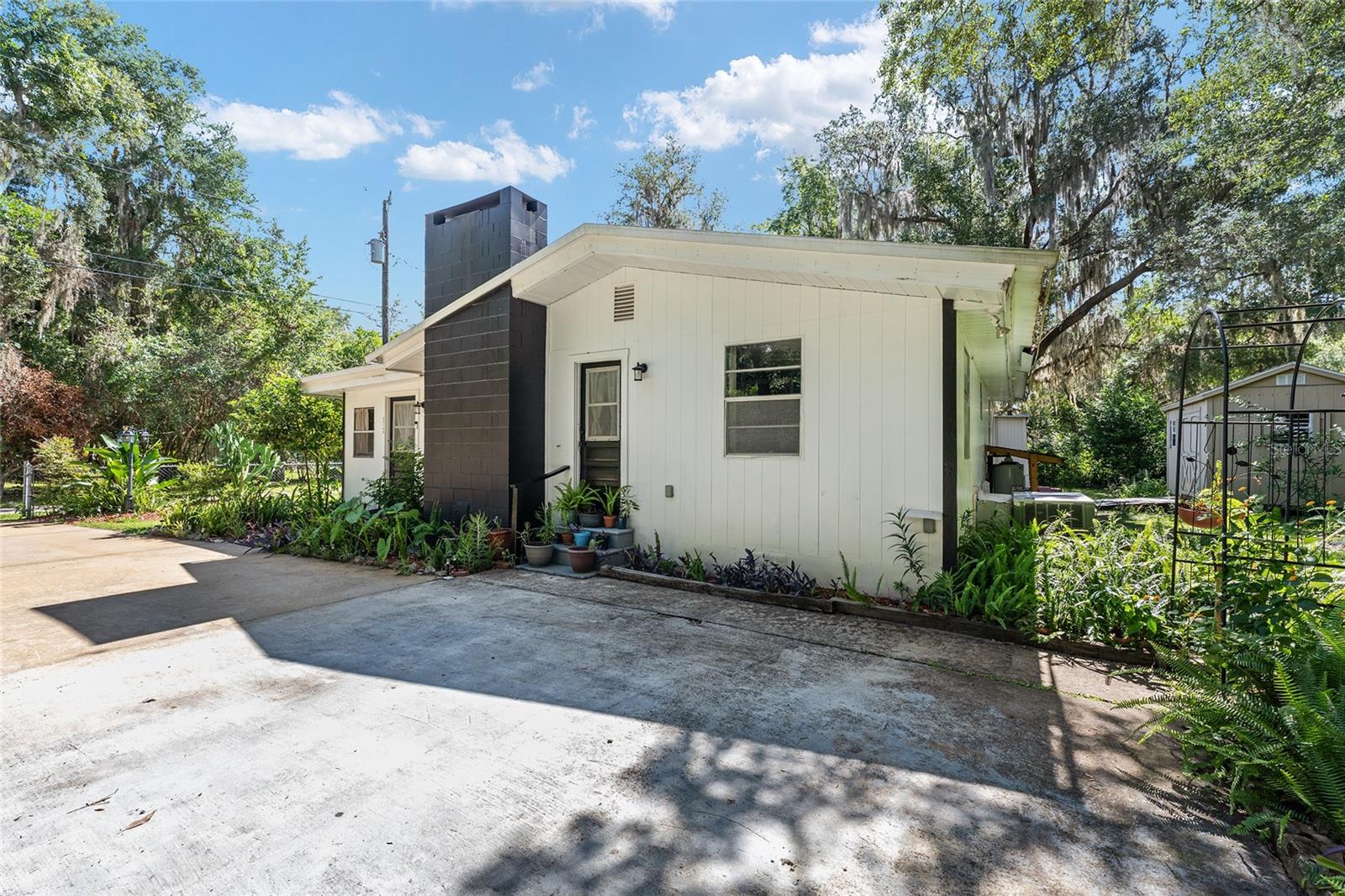 25140 133rd, Fort Mc Coy, FL 32134