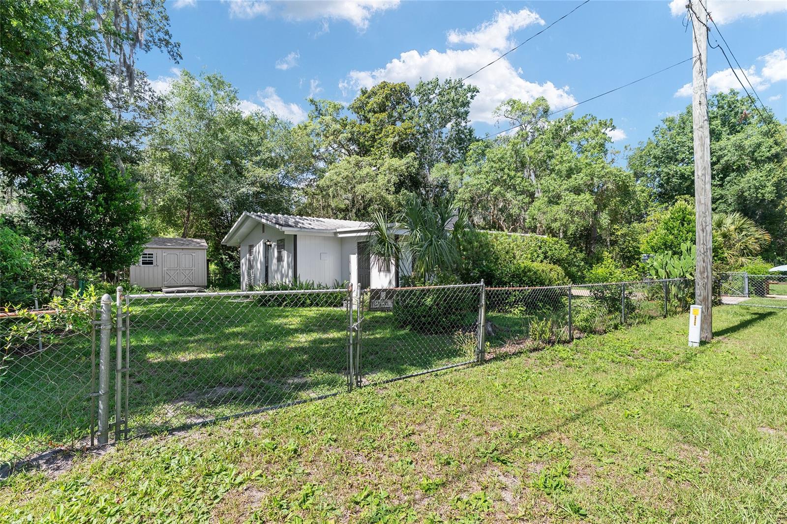 25140 133rd, Fort Mc Coy, FL 32134