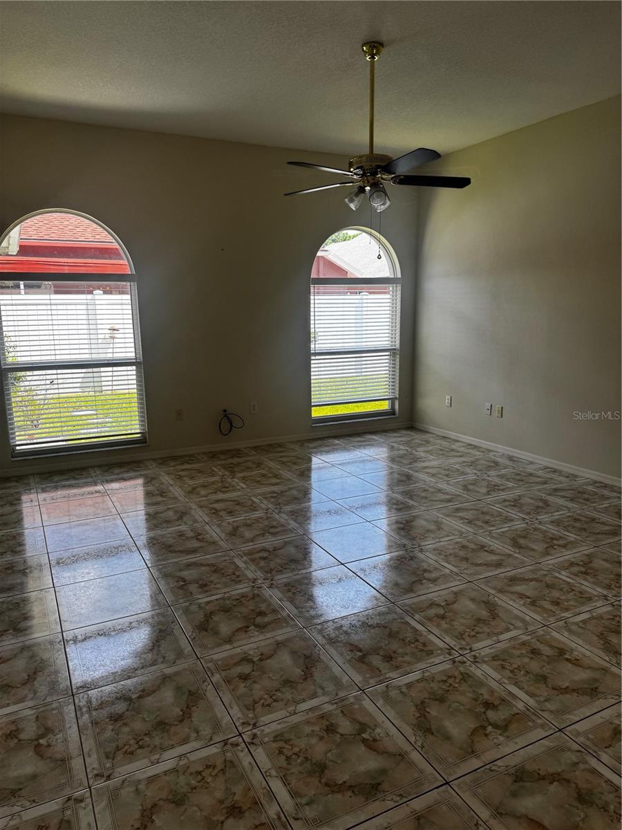 8806 Cypress Hammock, Tampa, FL 33614
