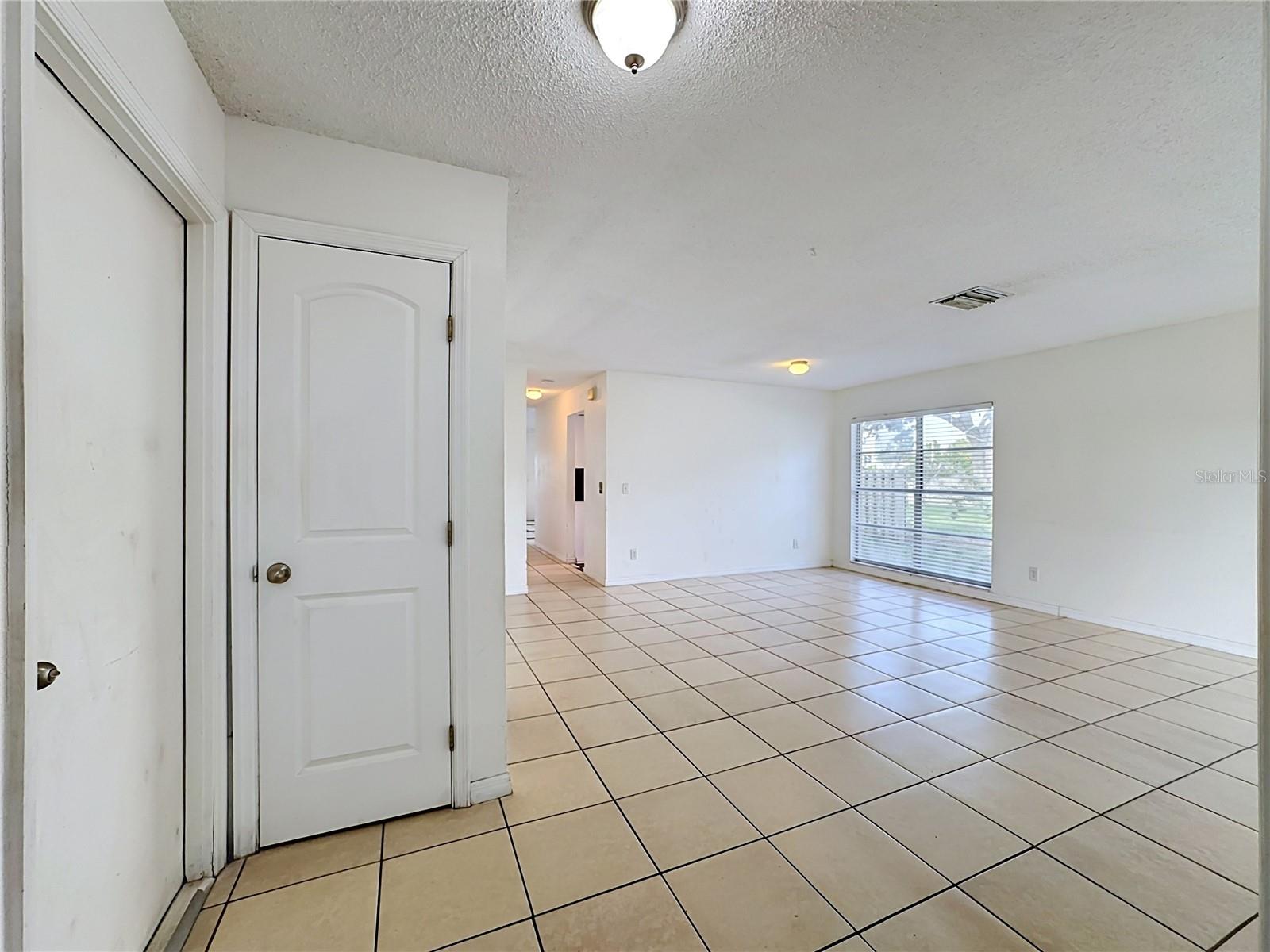 5664 25th Street, Bradenton, FL 34203