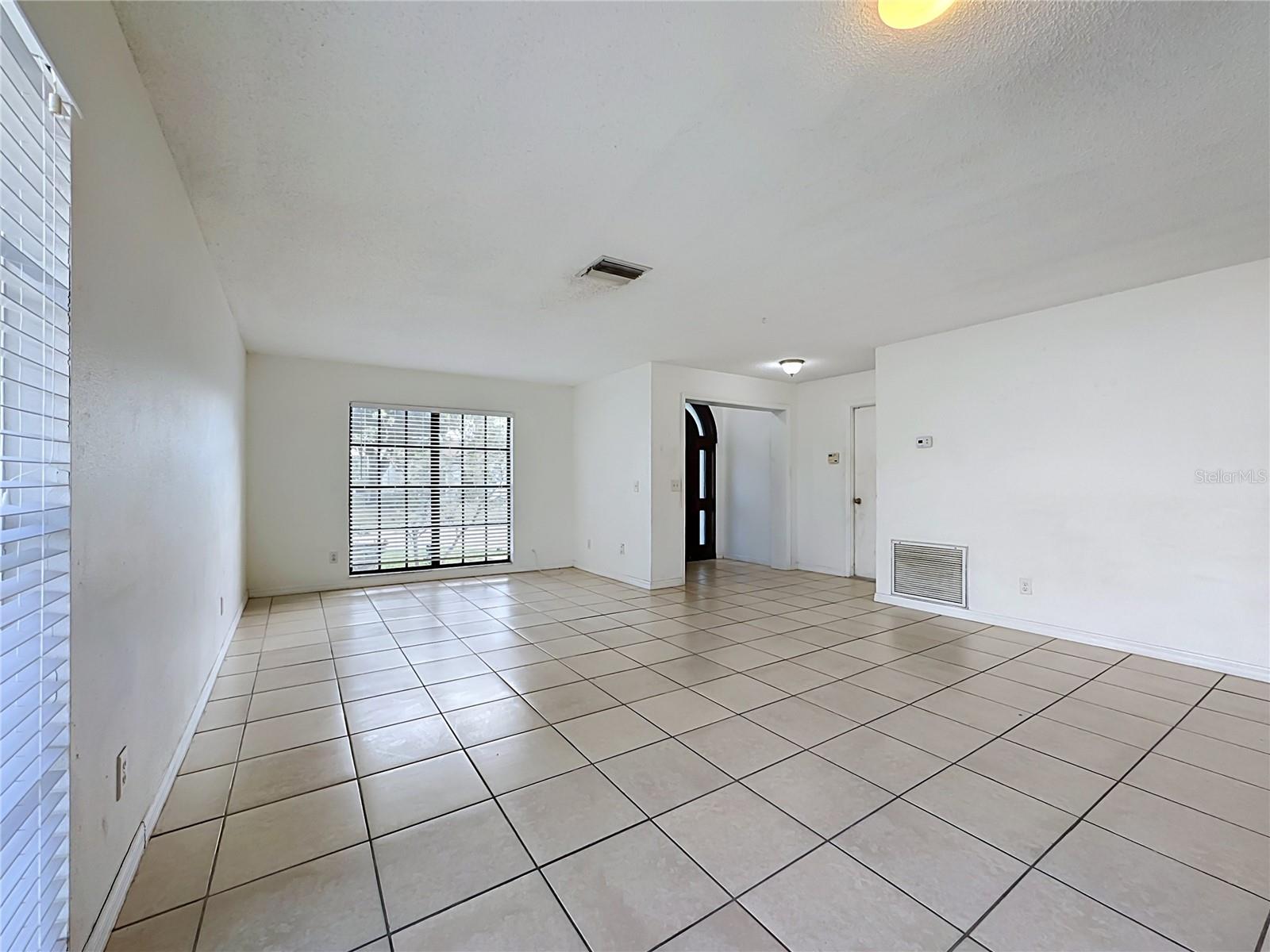 5664 25th Street, Bradenton, FL 34203