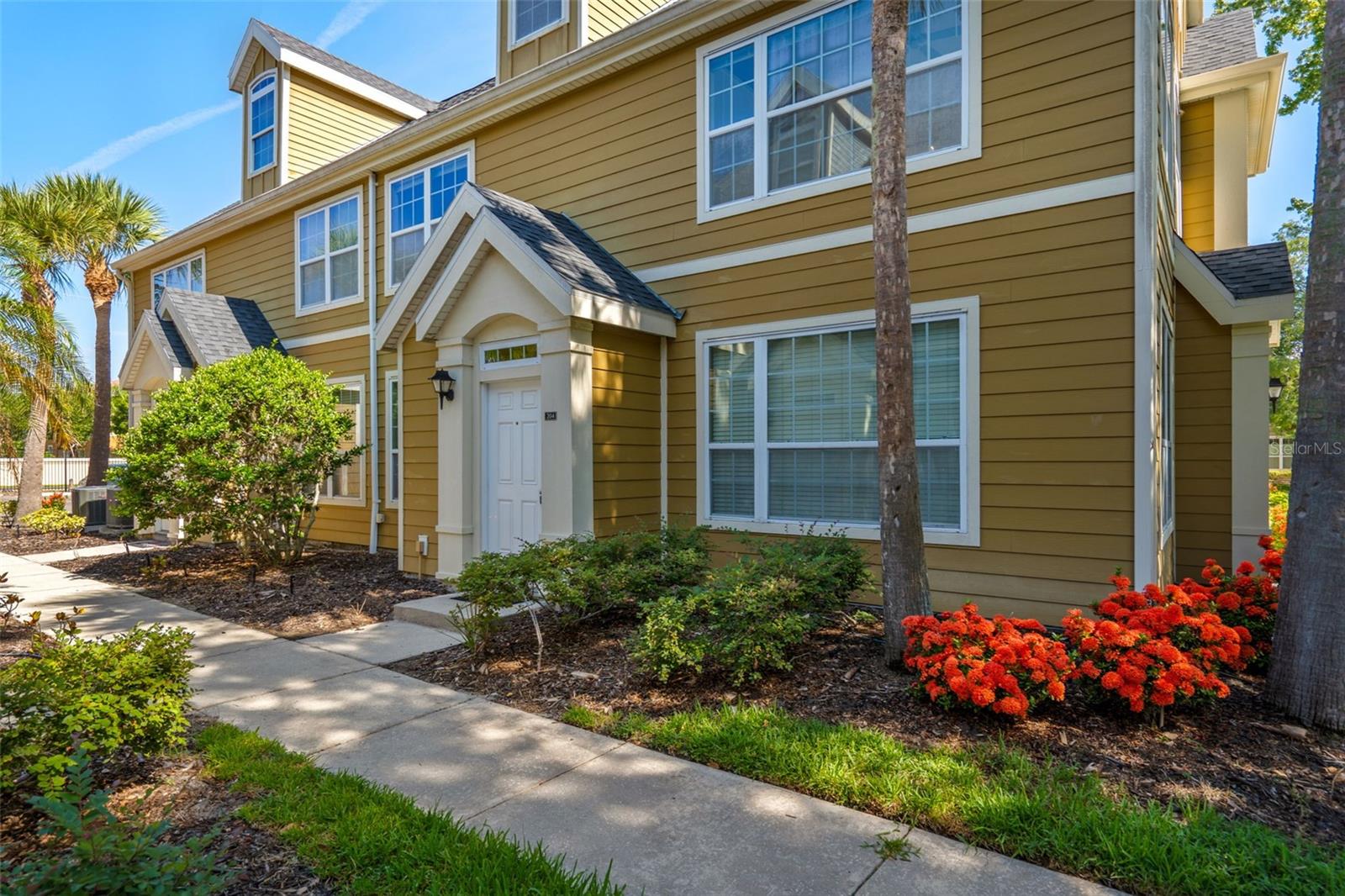 5611 Bidwell Unit 204, Sarasota, FL 34233