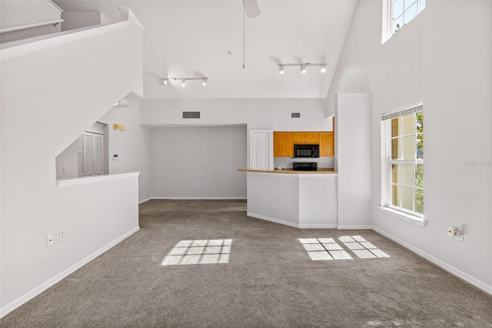 5611 Bidwell Unit 204, Sarasota, FL 34233