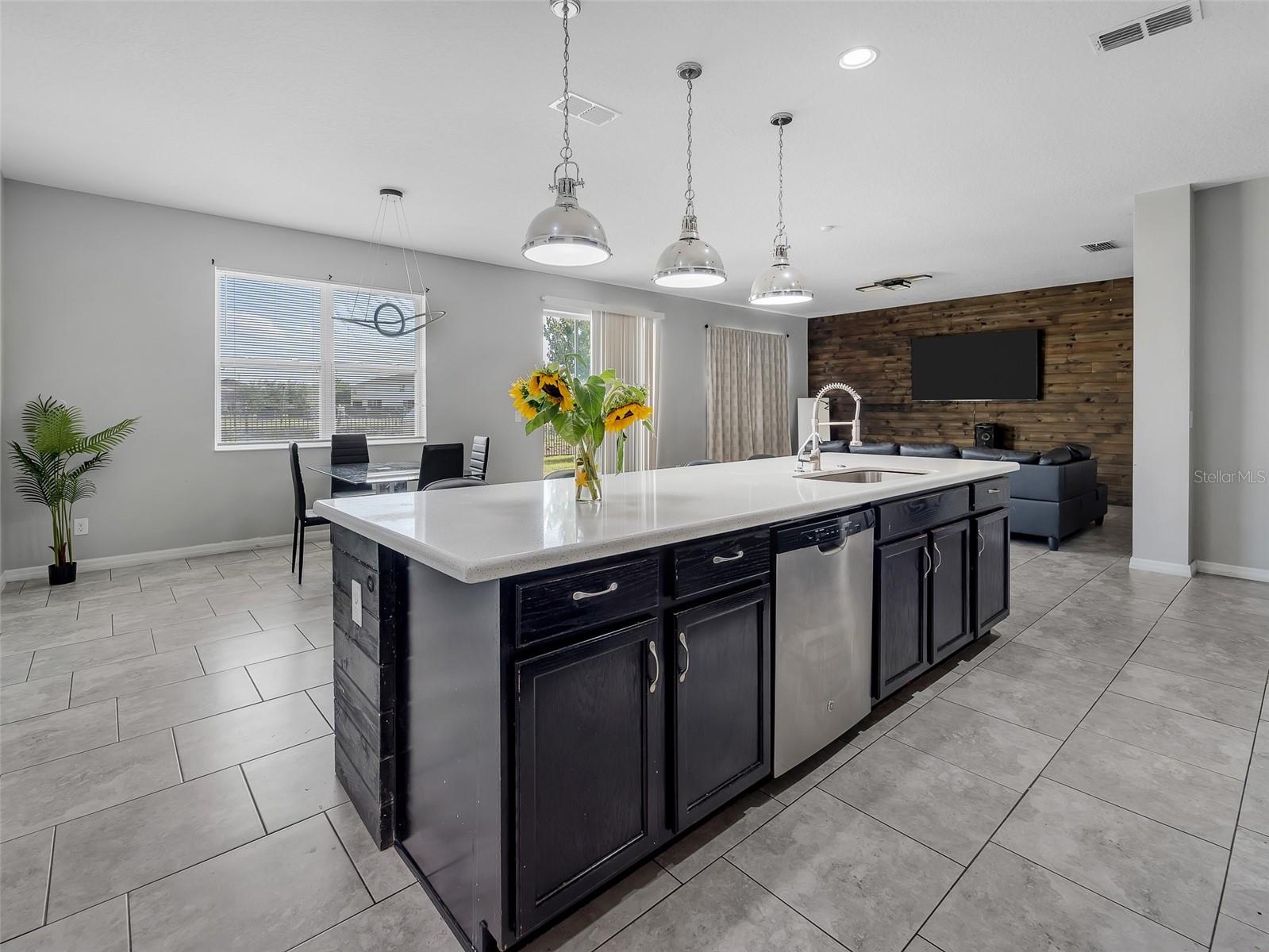 624 Sardinia, Davenport, FL 33837