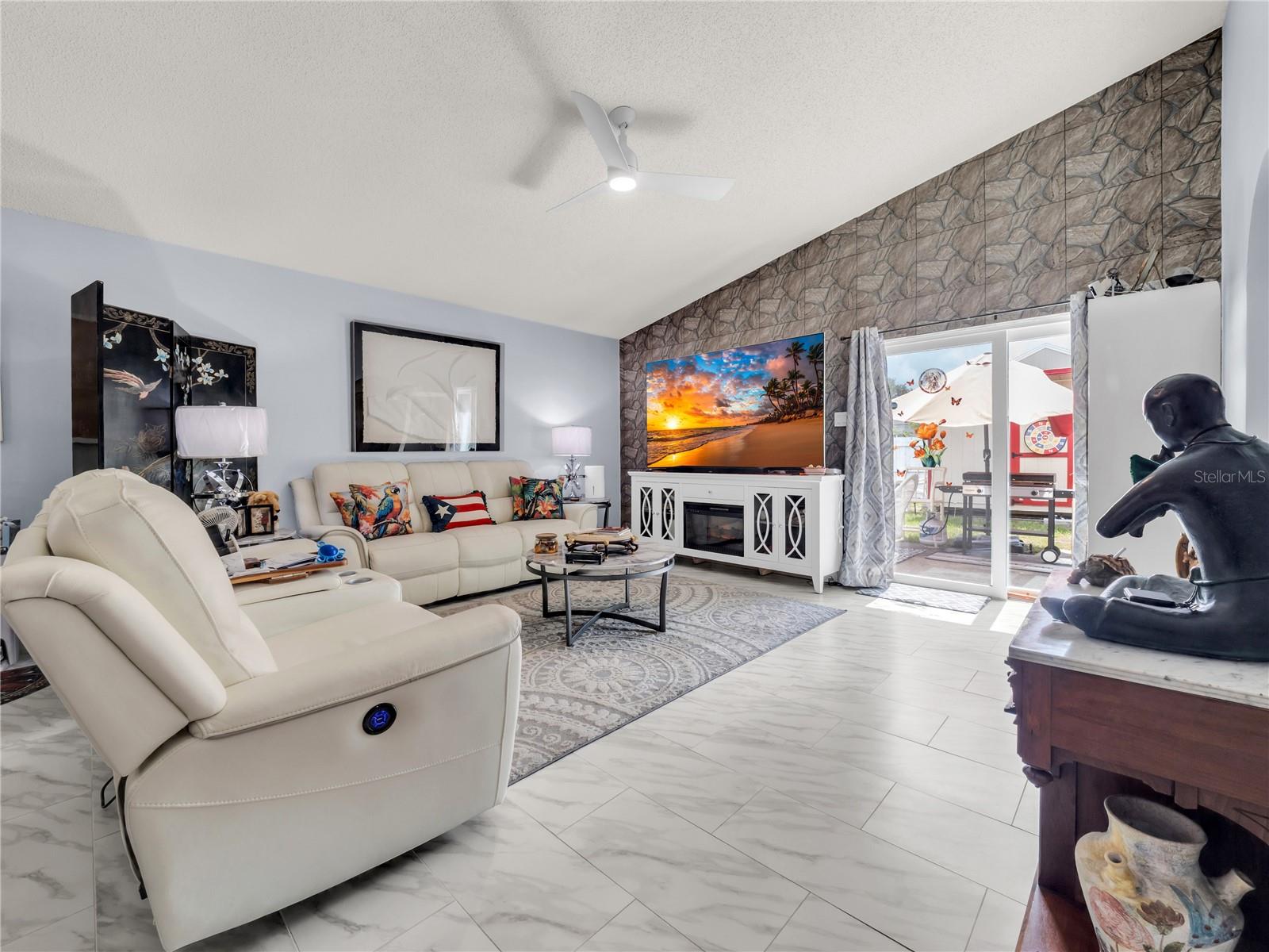 1604 Coppersmith, Lutz, FL 33559