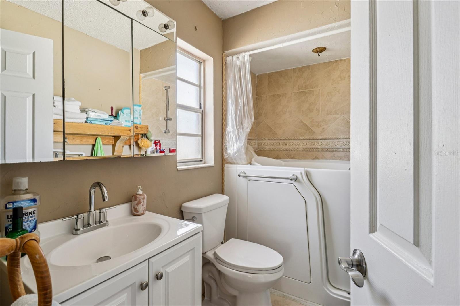 684 Reillys, Port Orange, FL 32127
