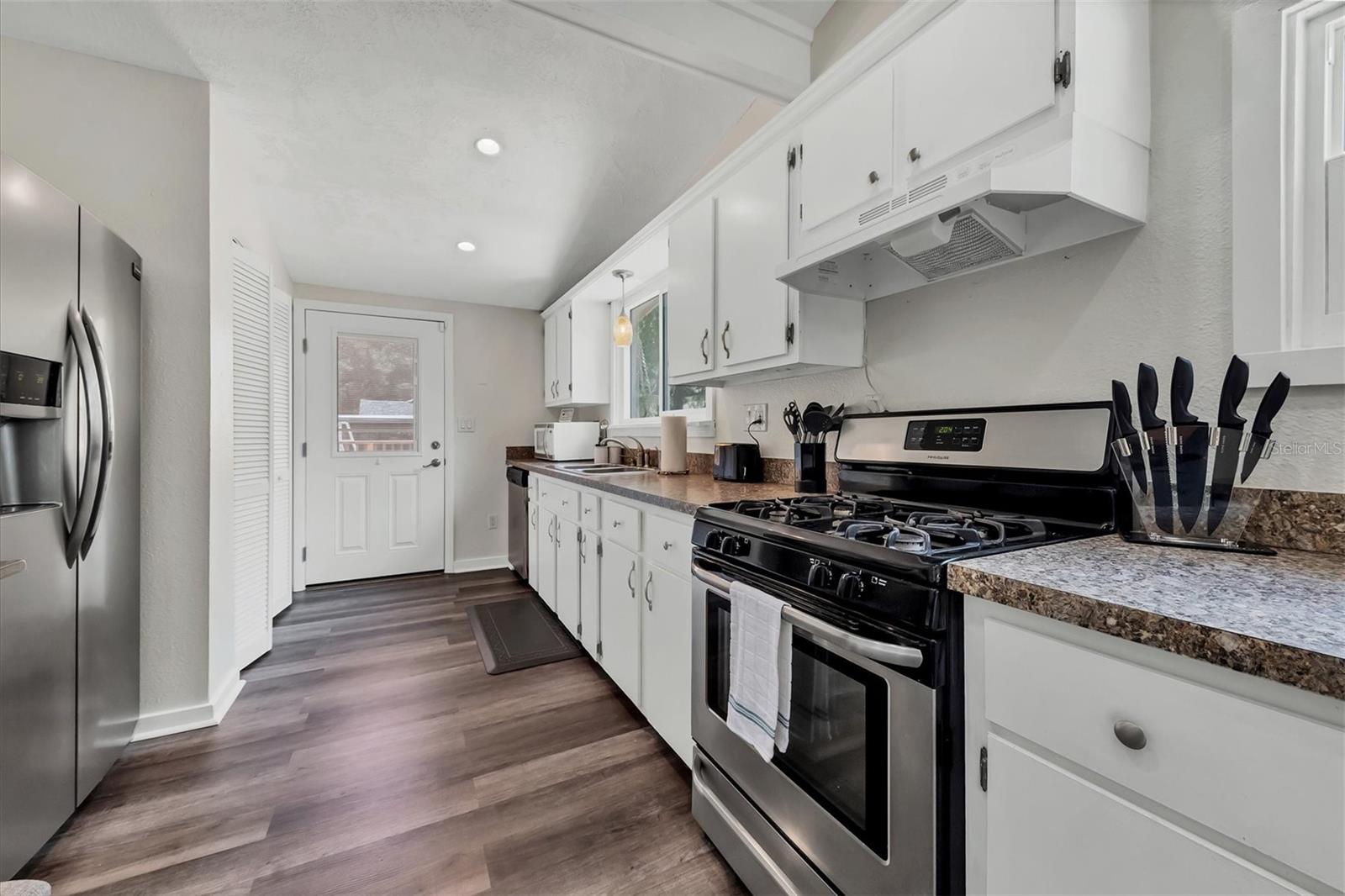 900 Beverly, Largo, FL 33770