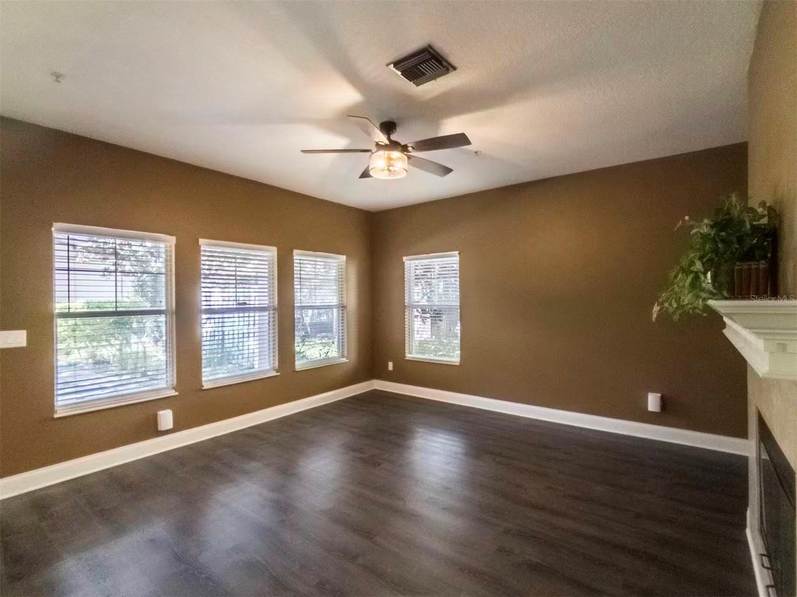 7174 Regina, Orlando, FL 32819