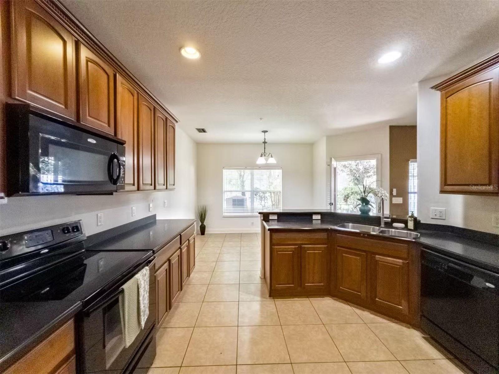 7174 Regina, Orlando, FL 32819
