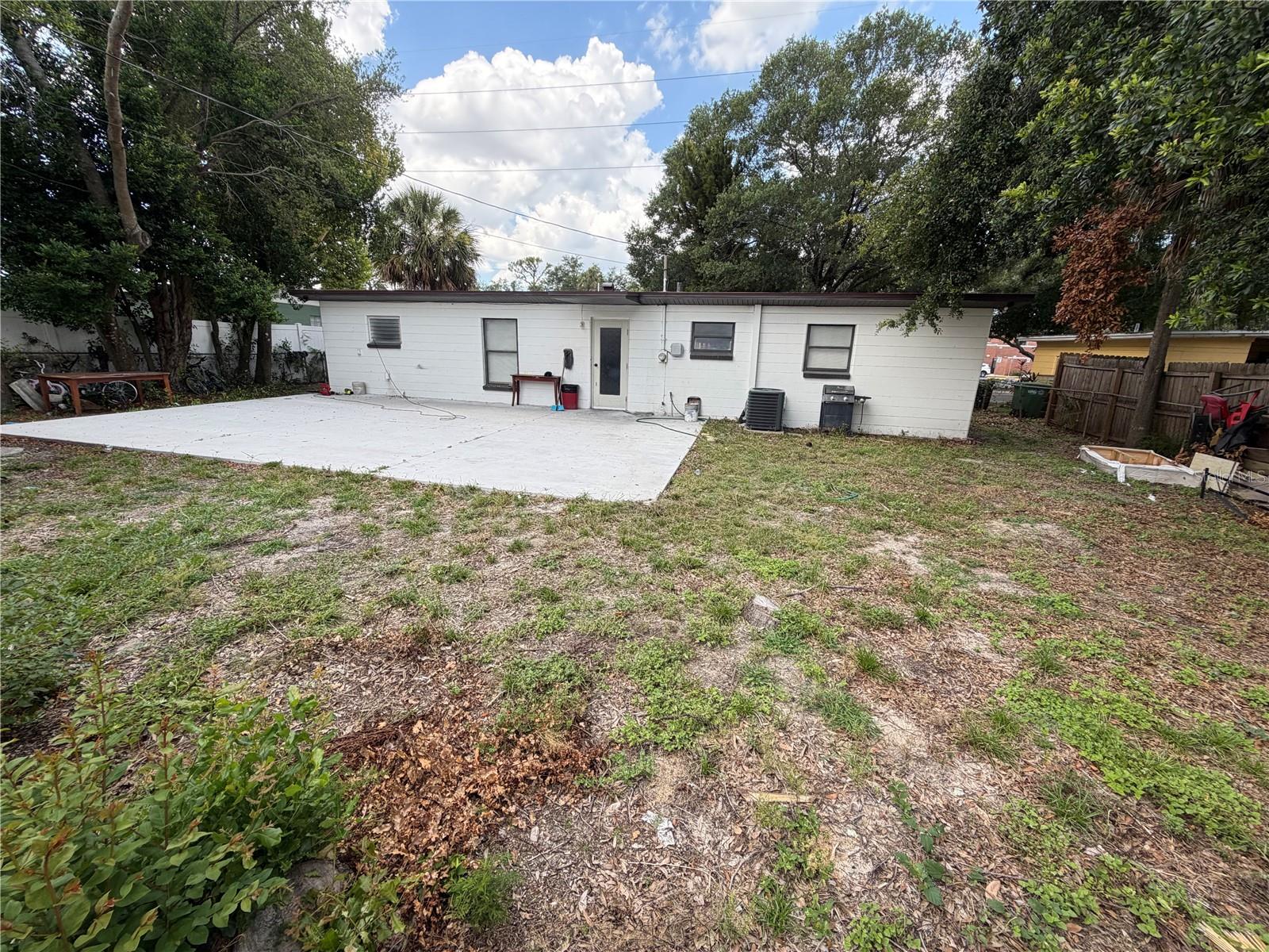 10111 Ola, Tampa, FL 33612
