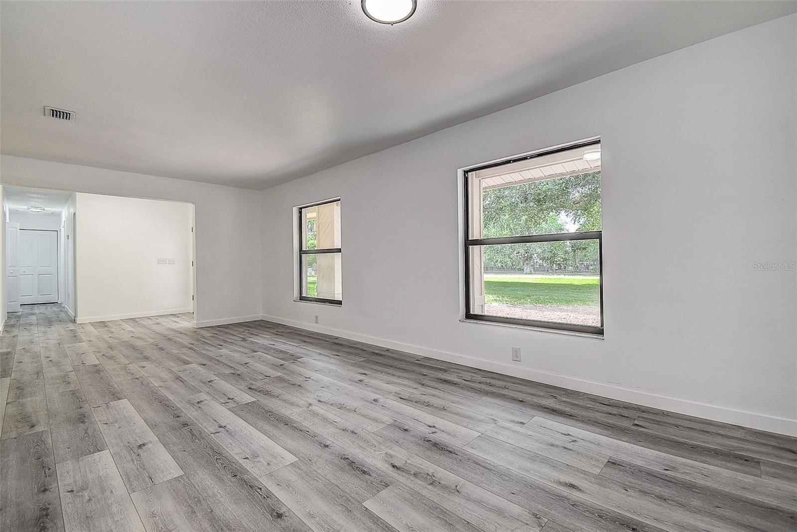 9404 Hamilton, Tampa, FL 33615