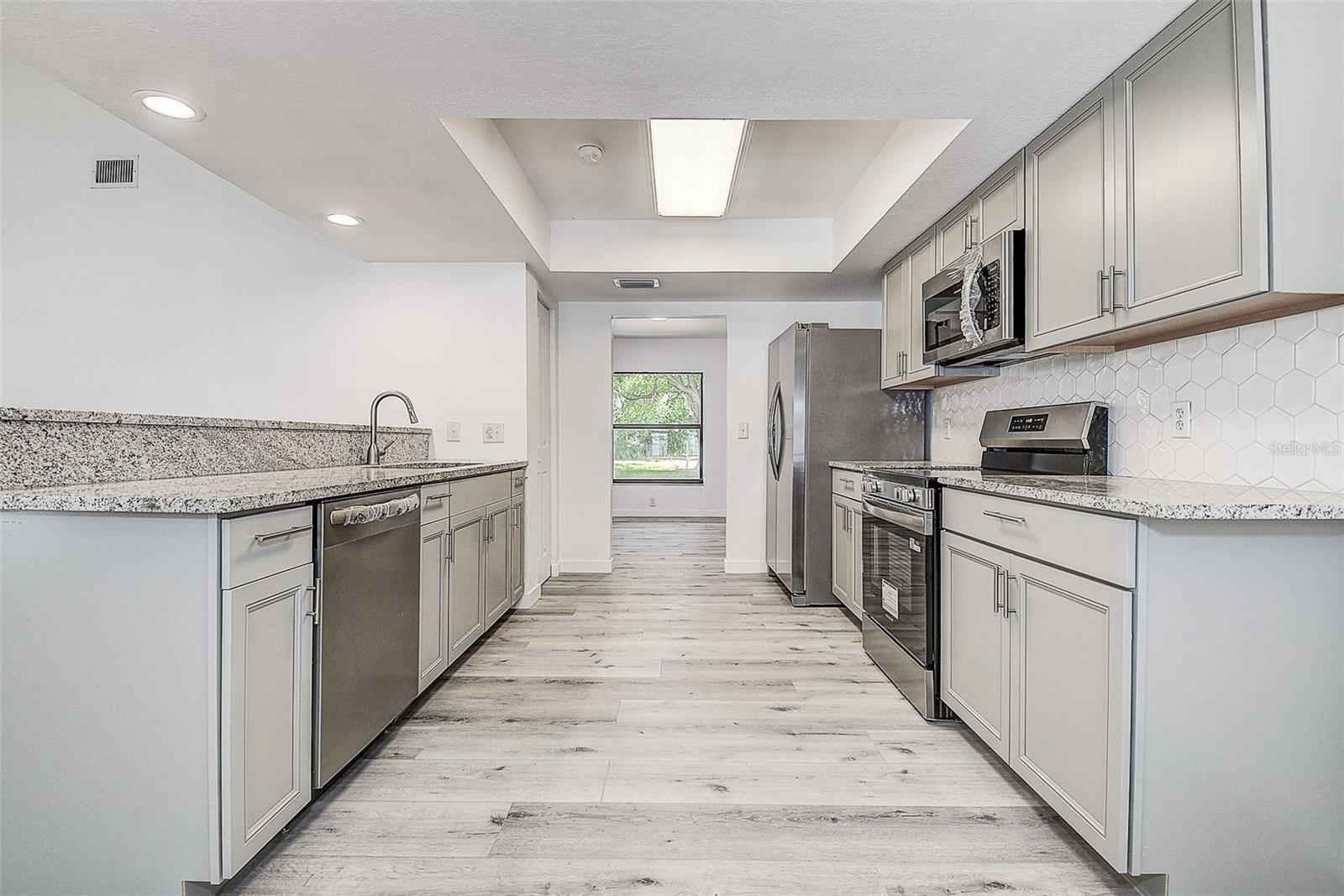 9404 Hamilton, Tampa, FL 33615