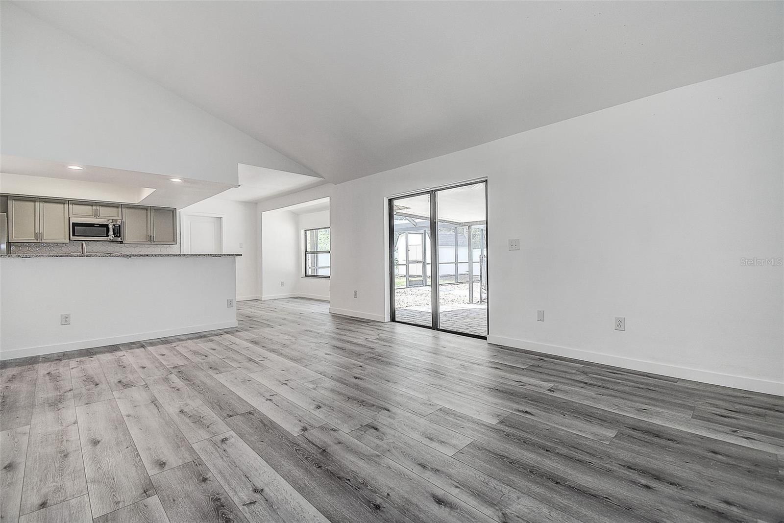 9404 Hamilton, Tampa, FL 33615