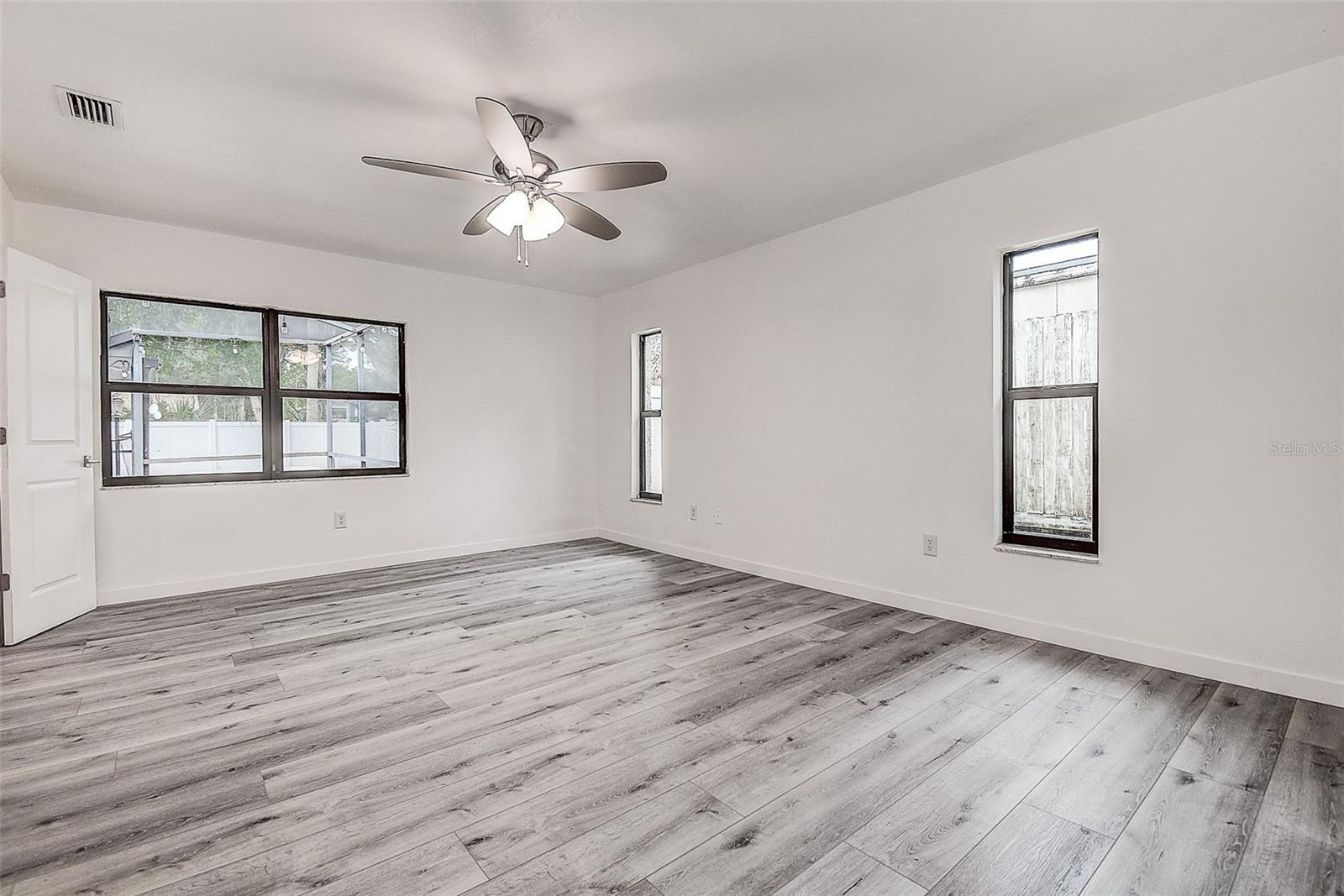 9404 Hamilton, Tampa, FL 33615