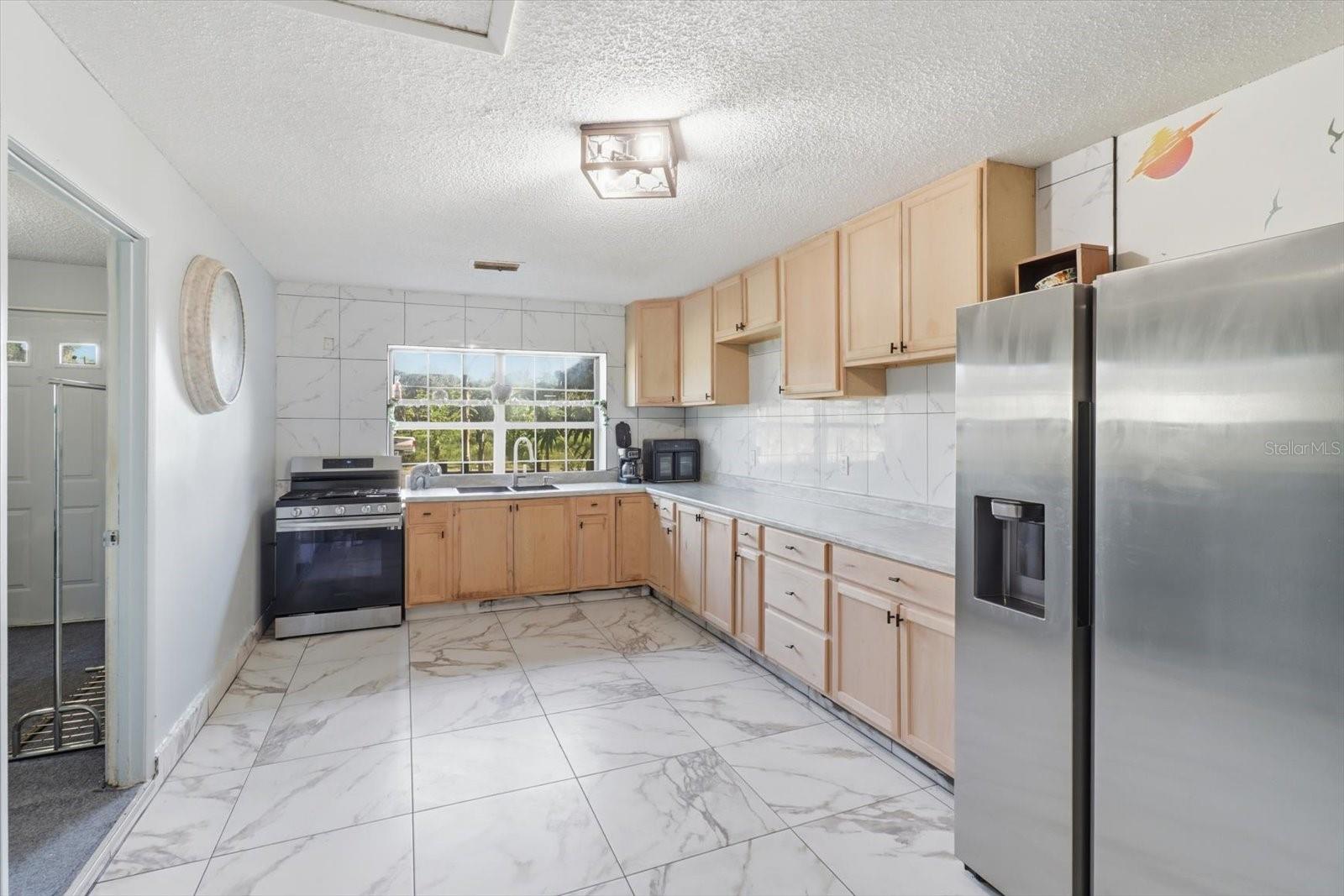 1736 26th, Ocala, FL 34475