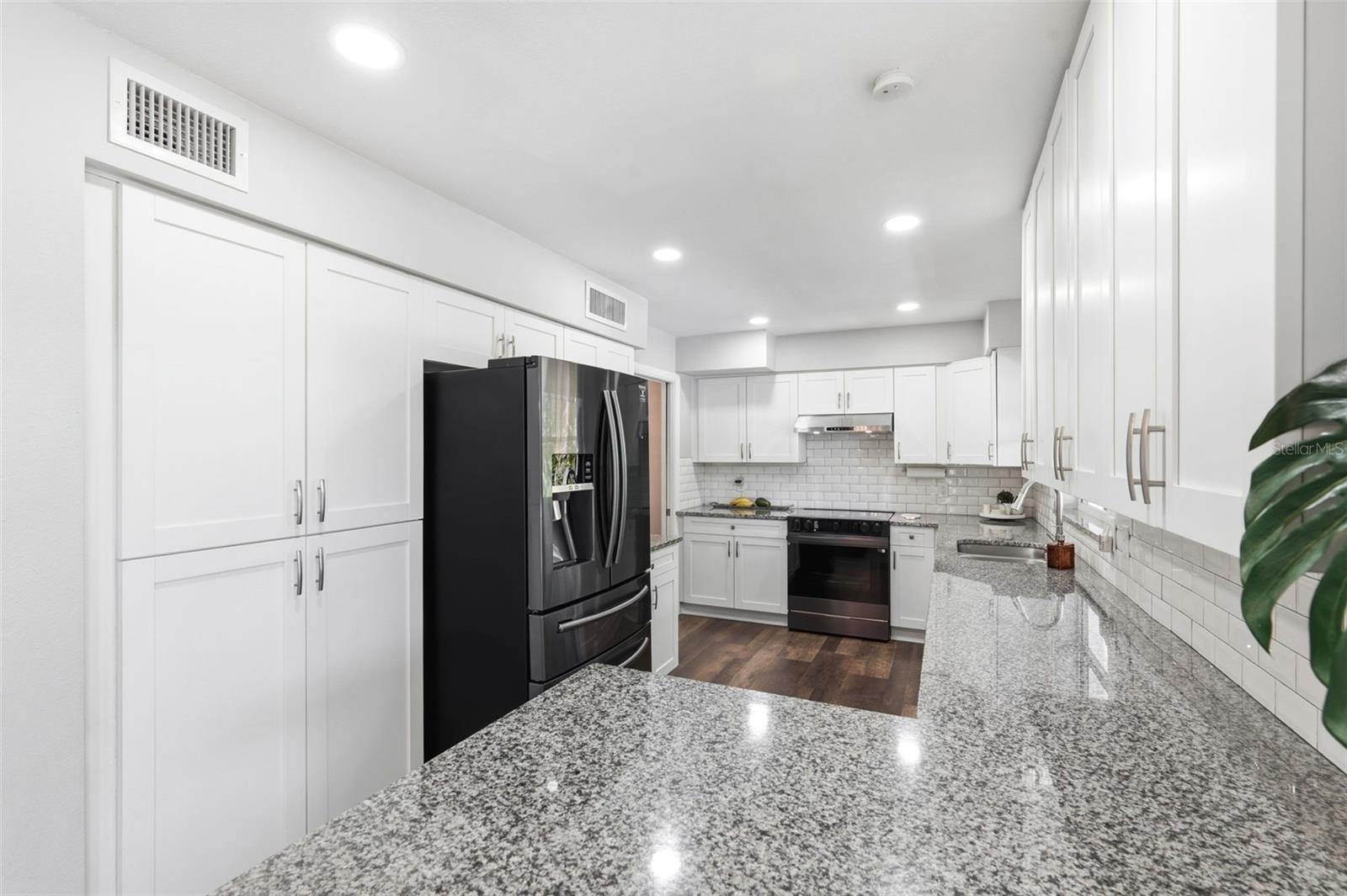 14297 Geneva, Largo, FL 33774
