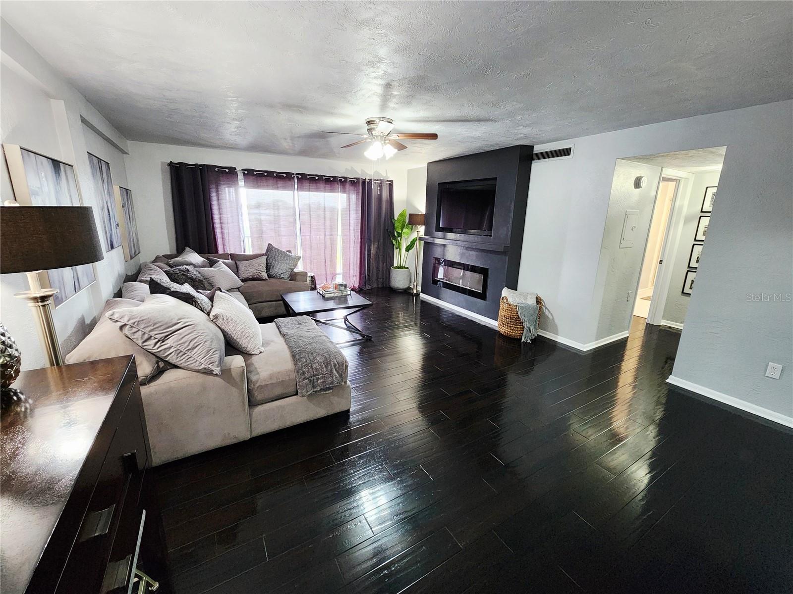 4651 1st Unit 306, St Petersburg, FL 33702