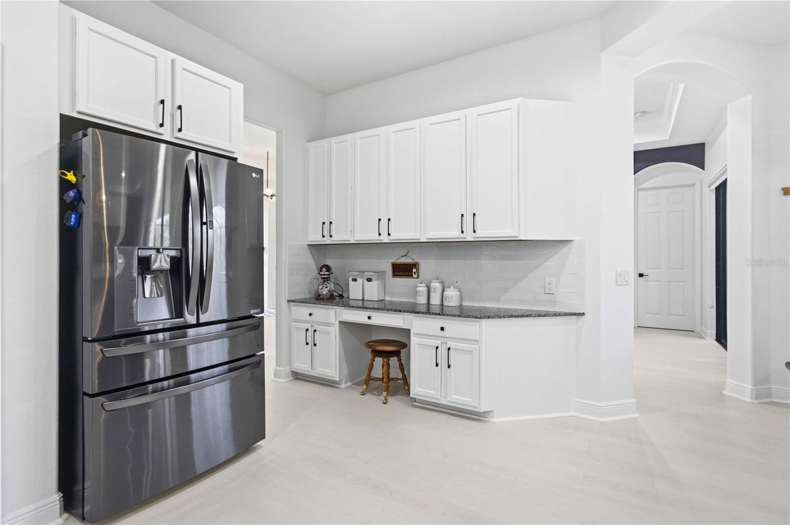 8051 36th Street, Sarasota, FL 34243