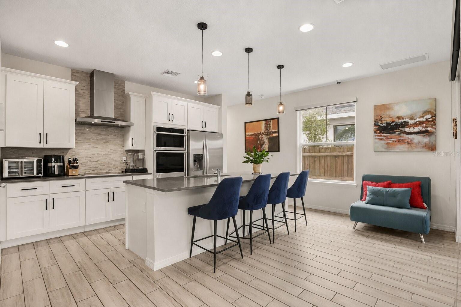 2338 Brown, Orlando, FL 32806