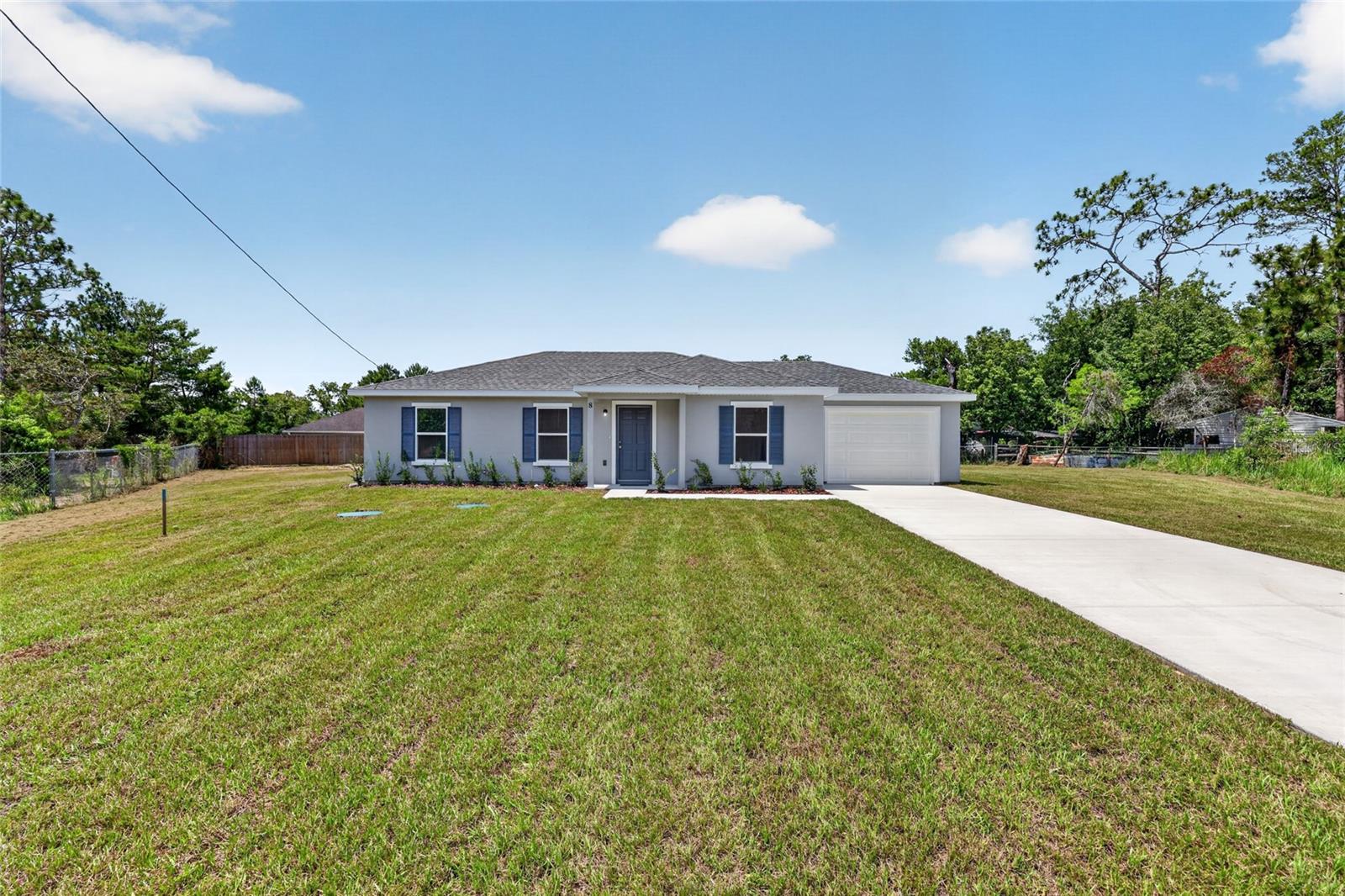 8 Oak Circle, Ocala, FL 34472