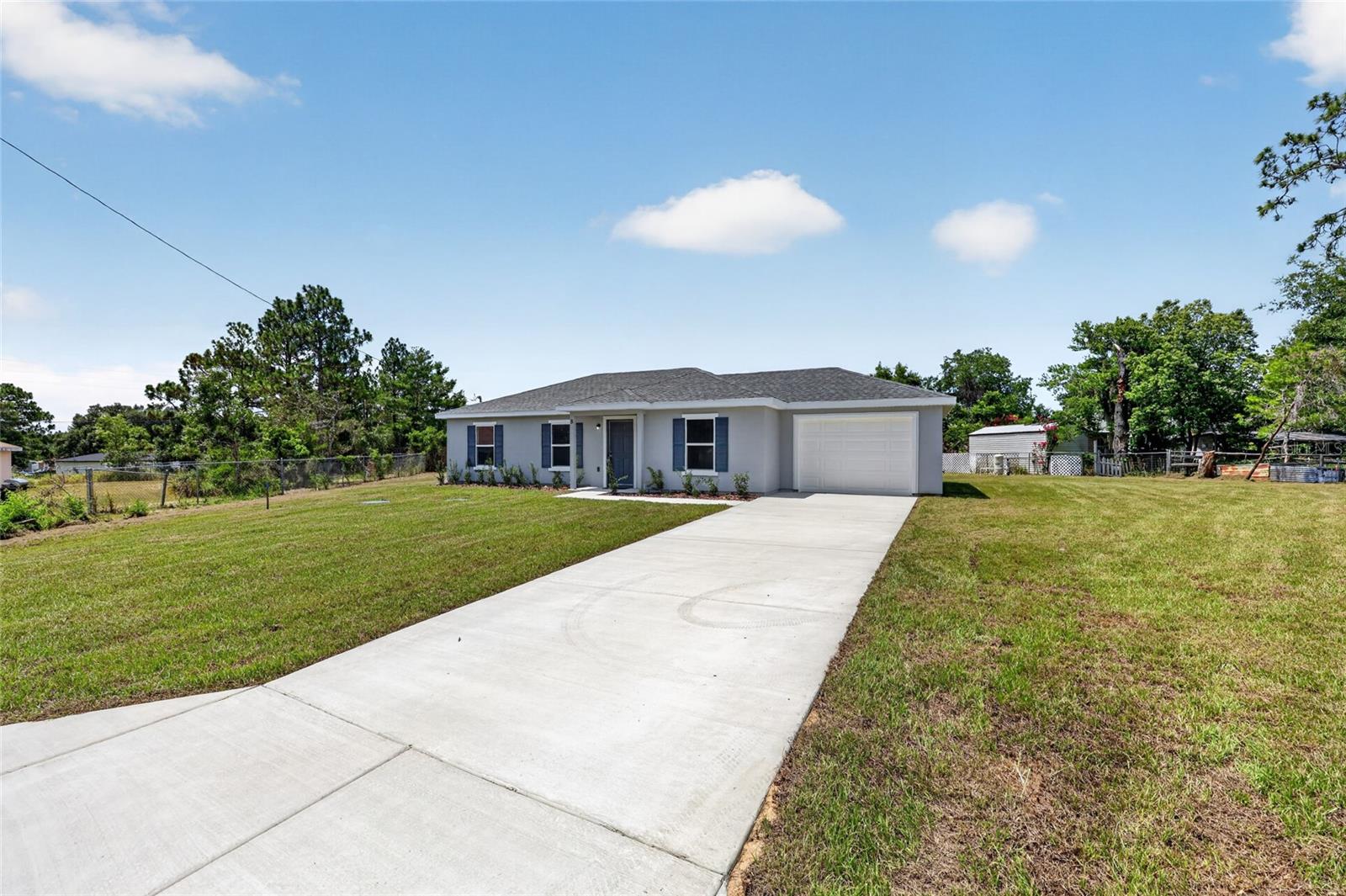 8 Oak Circle, Ocala, FL 34472