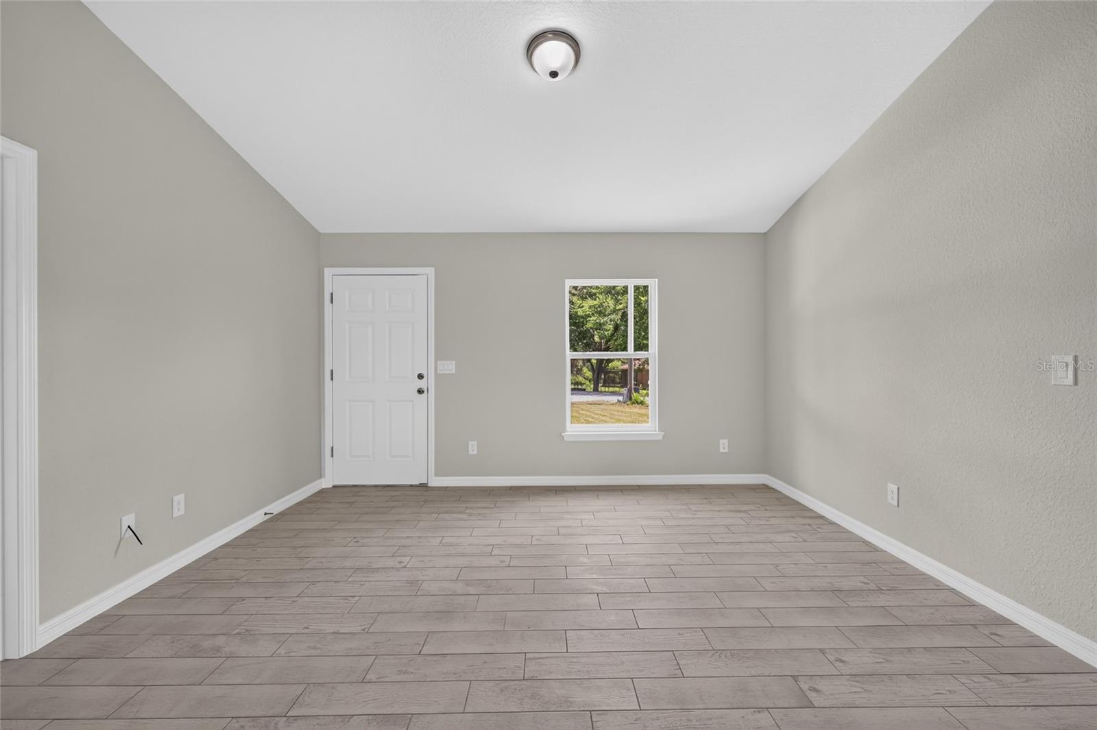 8 Oak Circle, Ocala, FL 34472