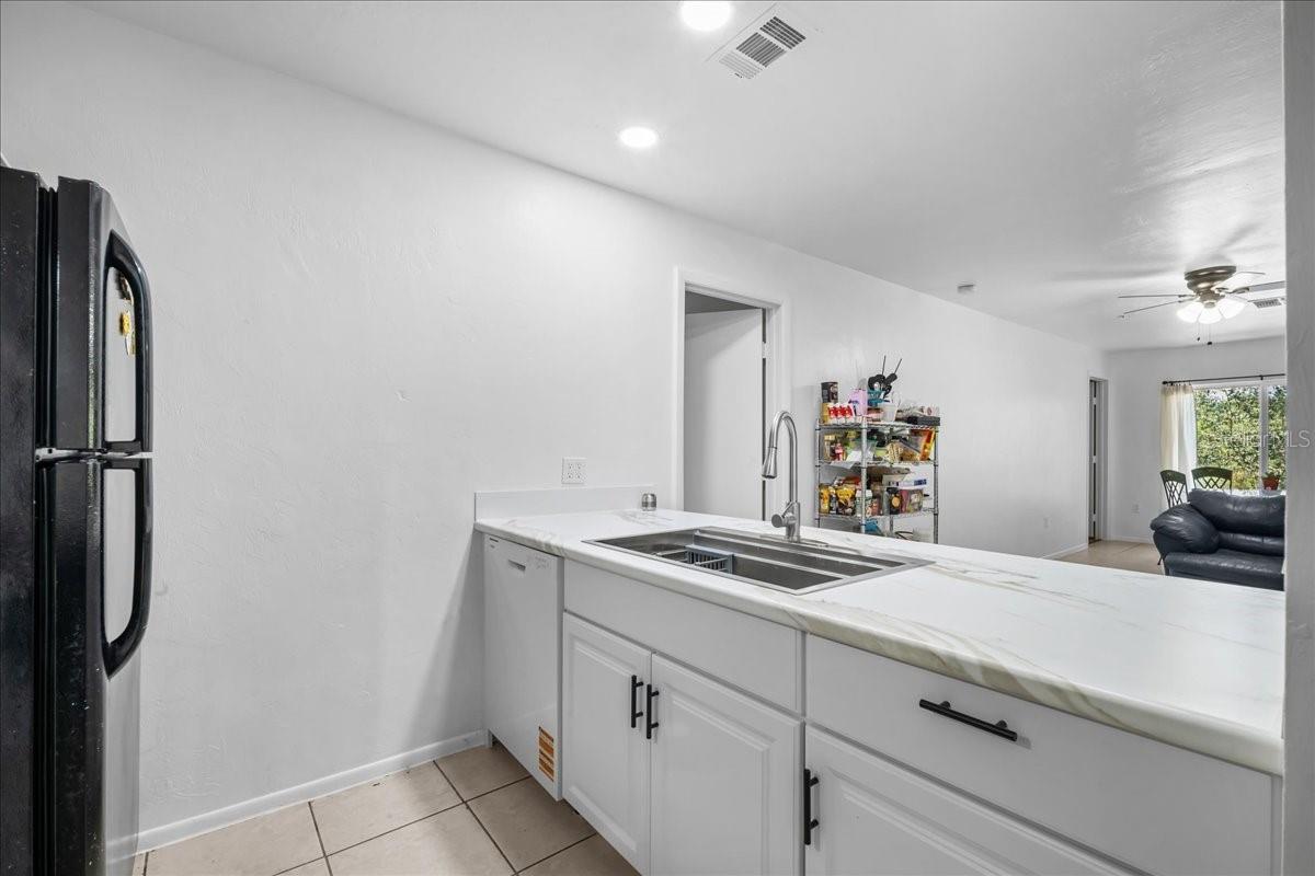 4000 23rd Unit 4-305, Gainesville, FL 32608