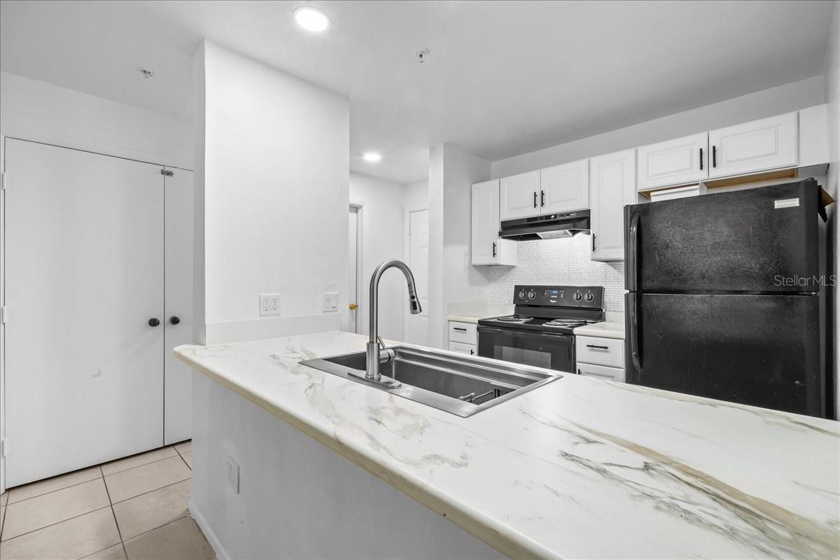 4000 23rd Unit 4-305, Gainesville, FL 32608