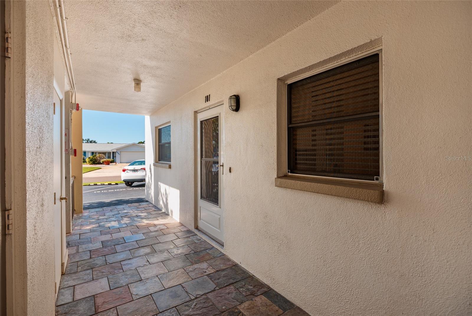 3789 46th Unit 101, St Petersburg, FL 33711