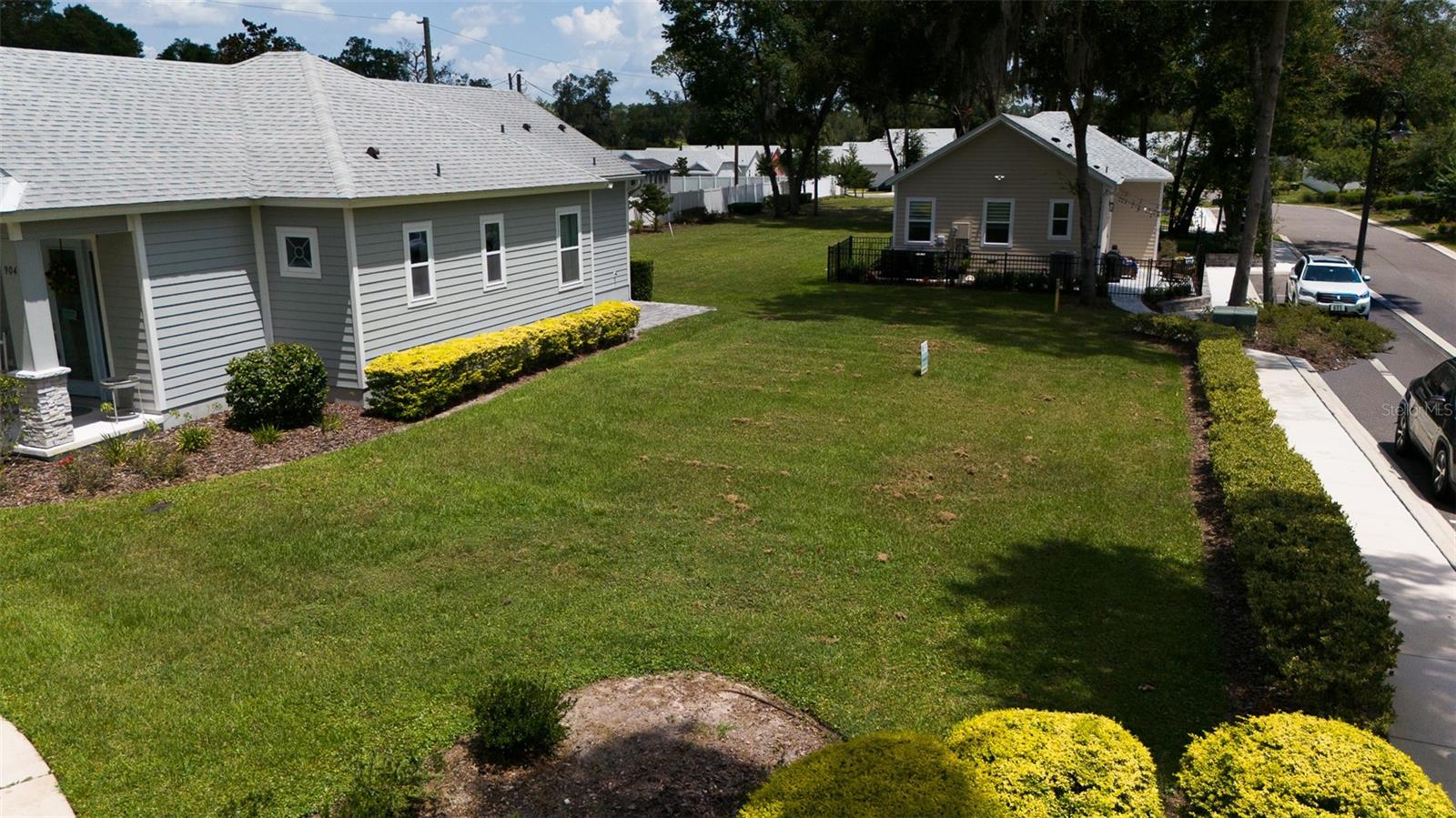 900 Azalea Walk Cir, Deland, FL 32724