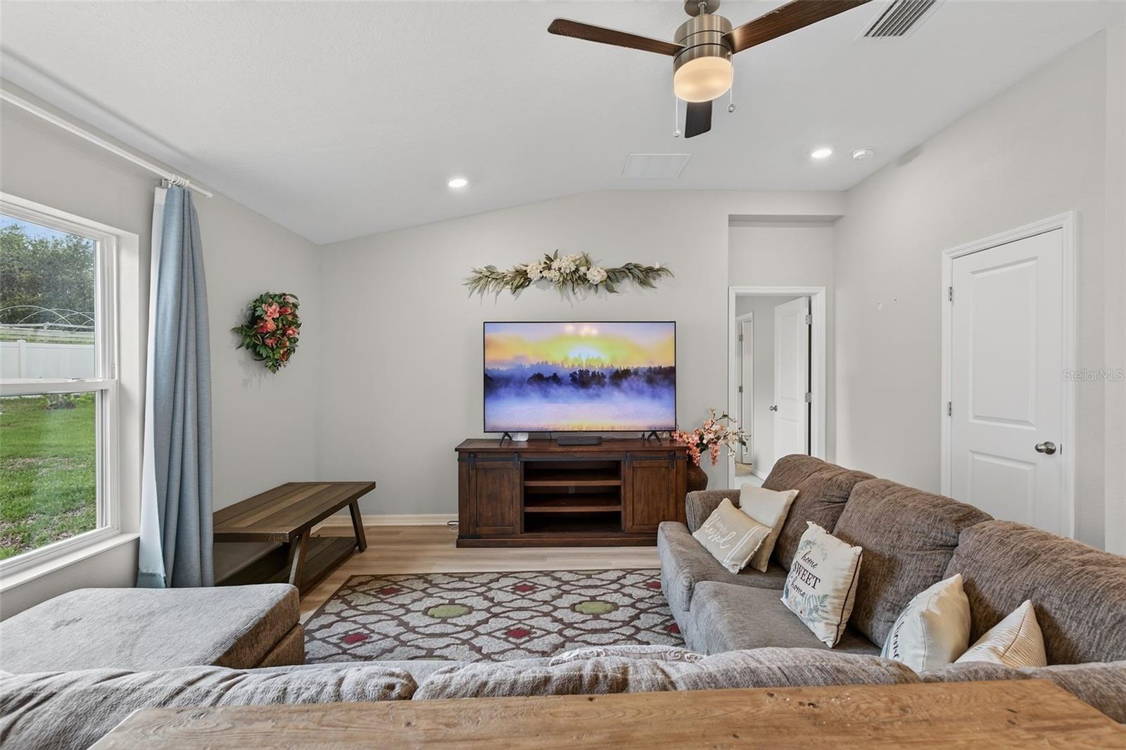 9972 Mesic Woods, Seffner, FL 33584