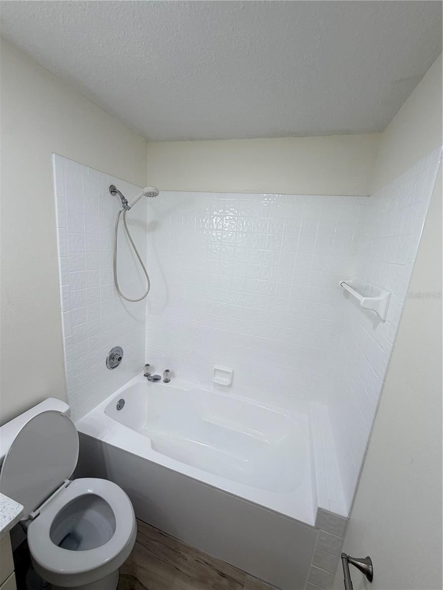 339 Pembroke Unit 228, Venice, FL 34293