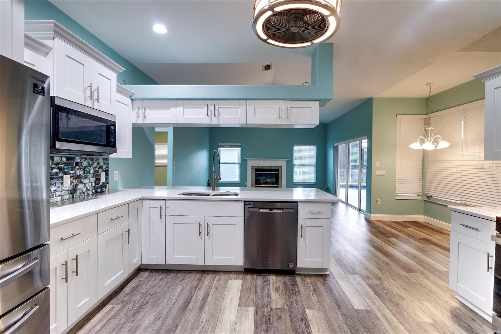 6734 60th Street, Palmetto, FL 34221