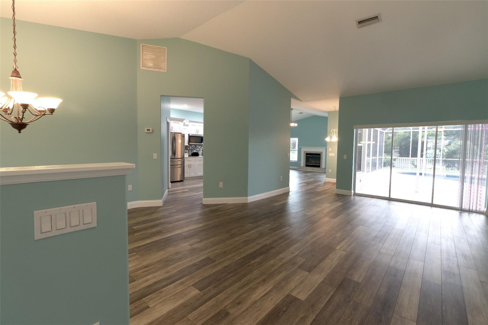 6734 60th Street, Palmetto, FL 34221