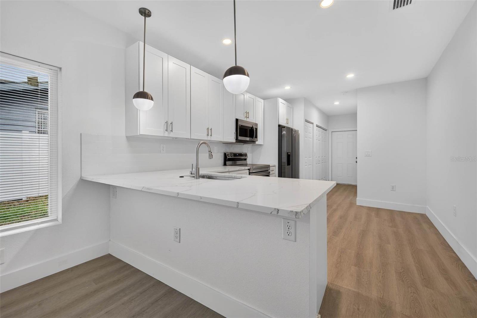3420 10th, Tampa, FL 33605