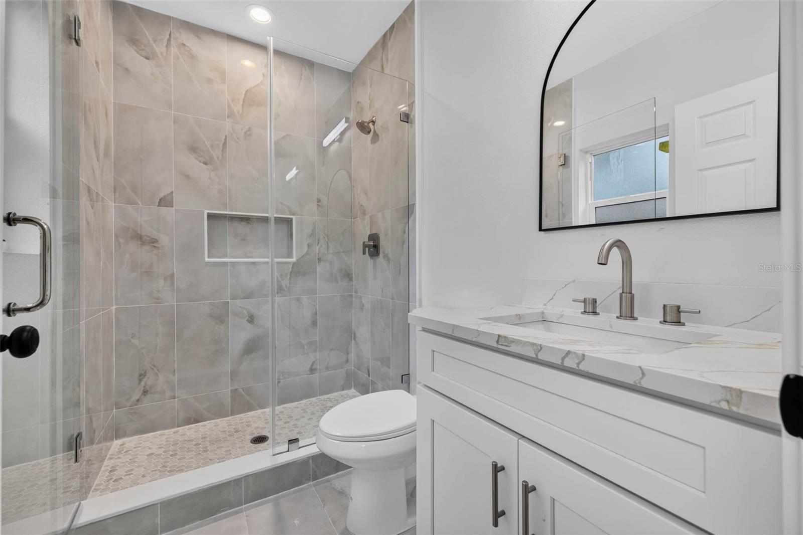 3420 10th, Tampa, FL 33605