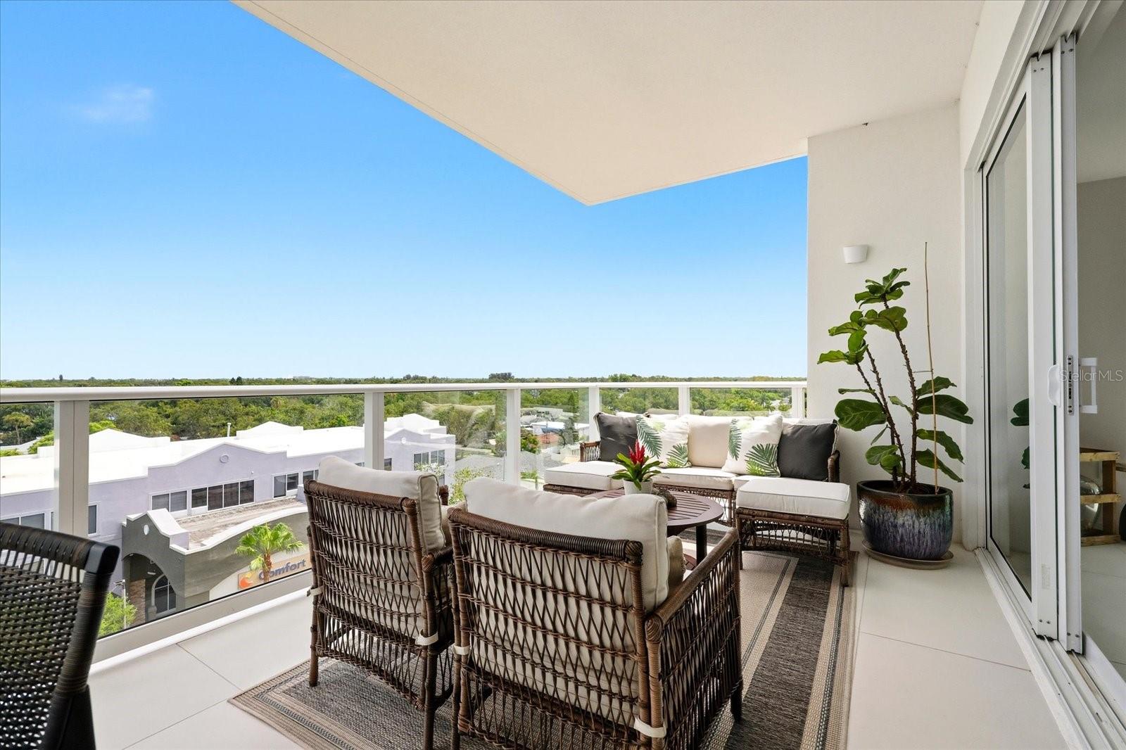 1020 Sunset Point Unit 601, Clearwater, FL 33755