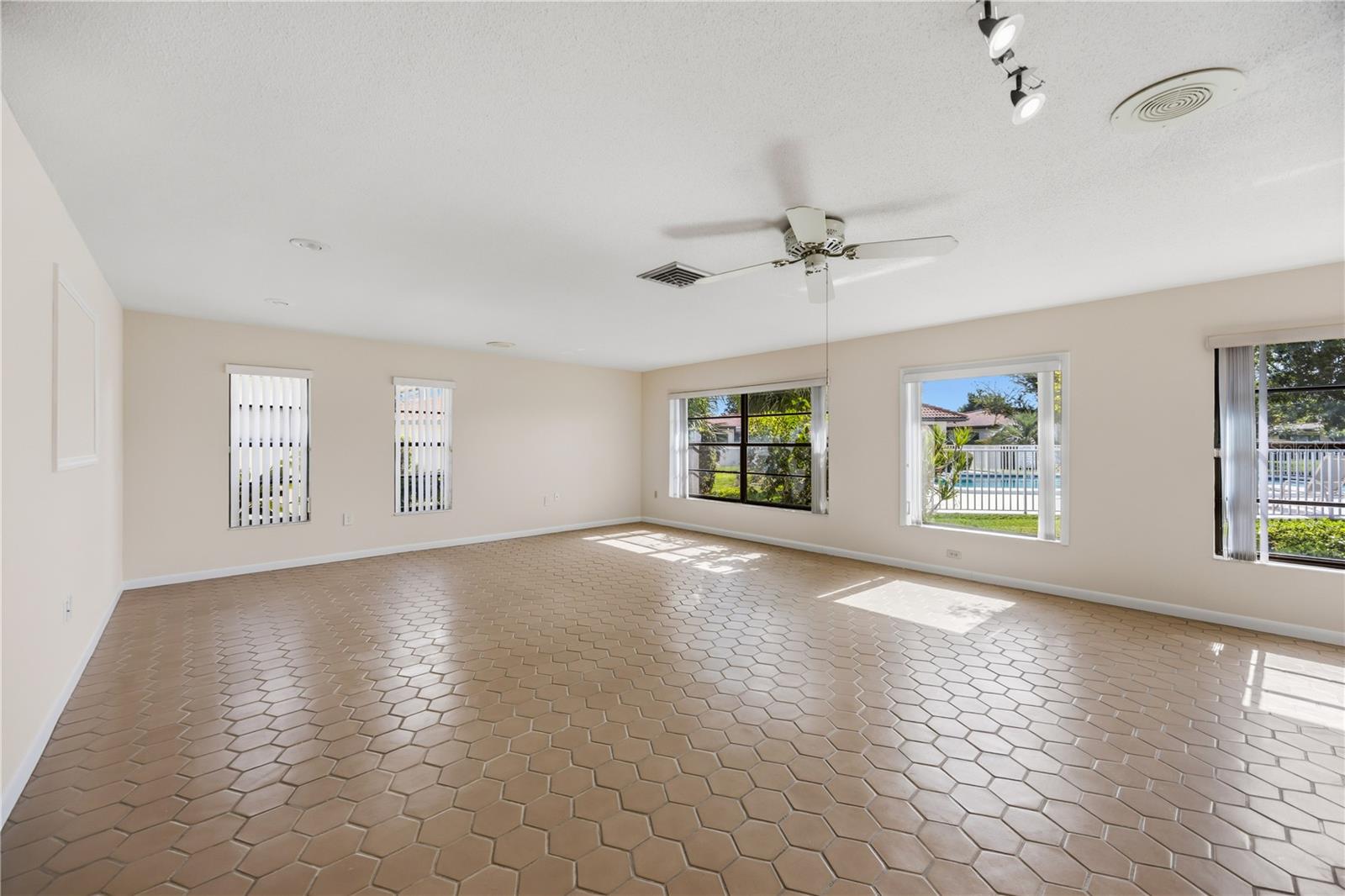 849 Senda Plata Unit 15, Venice, FL 34293