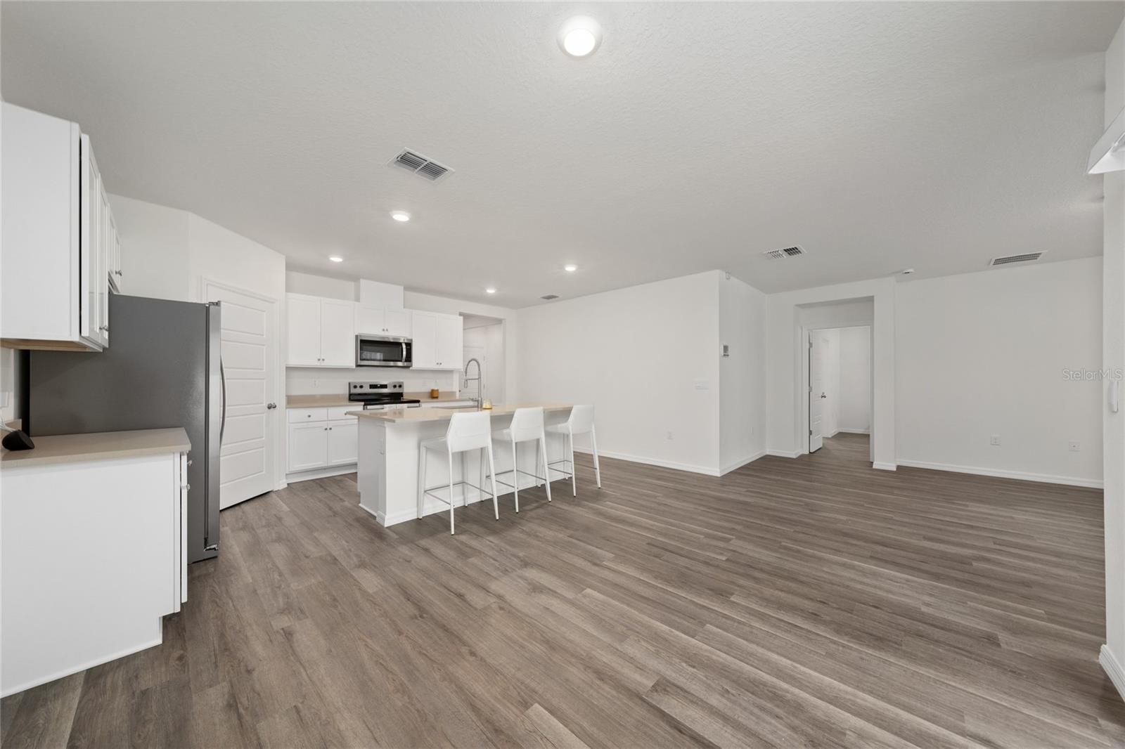 698 Park Place, Davenport, FL 33837