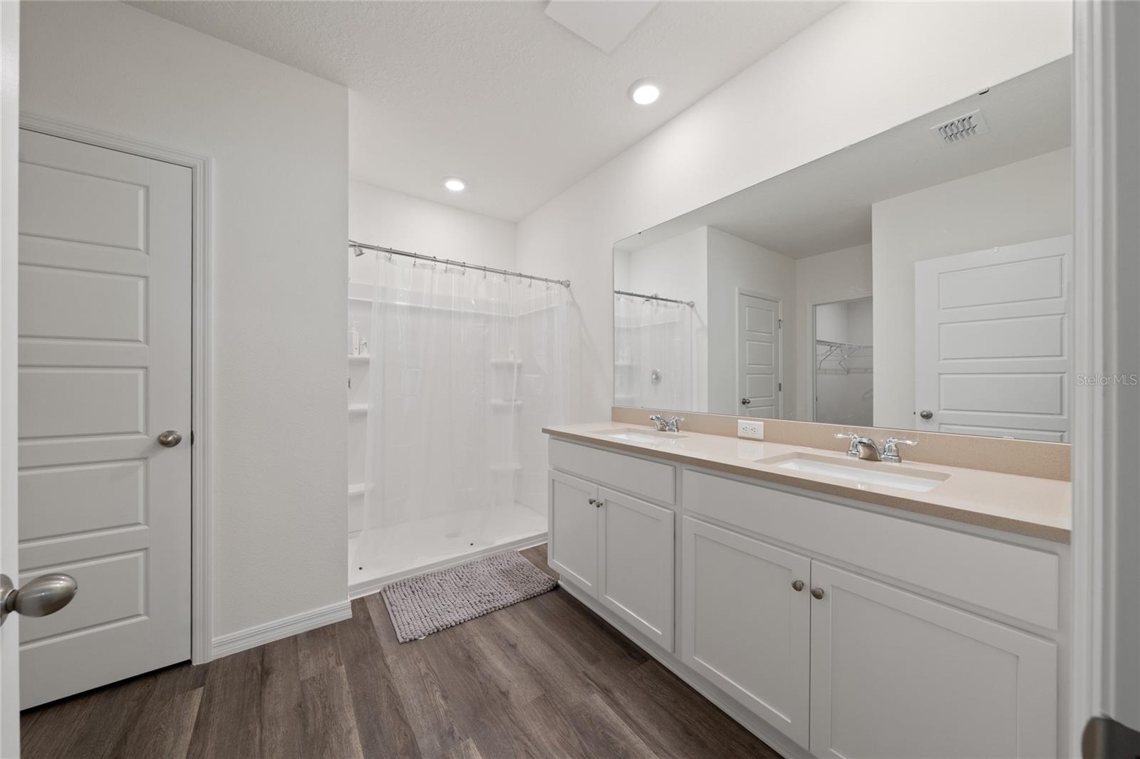 698 Park Place, Davenport, FL 33837