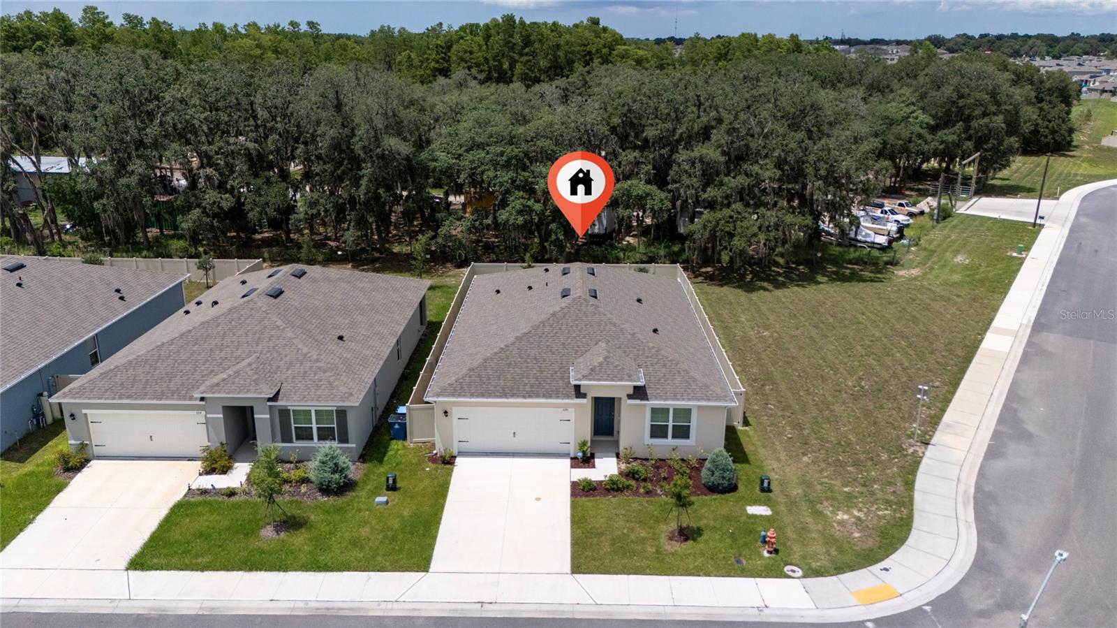 698 Park Place, Davenport, FL 33837