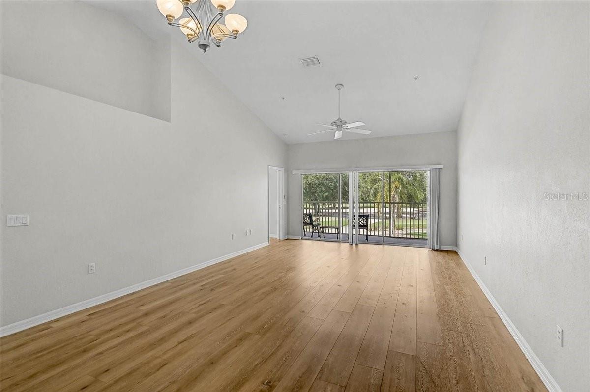 6870 Fairview, Bradenton, FL 34203