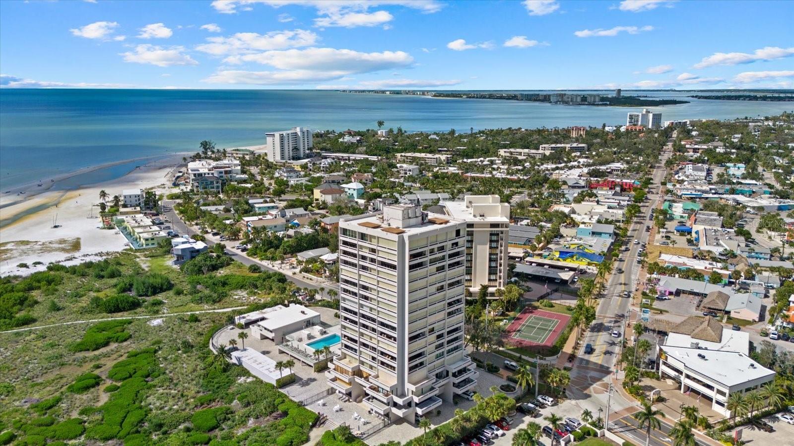 5400 Ocean Unit 17-04, Sarasota, FL 34242
