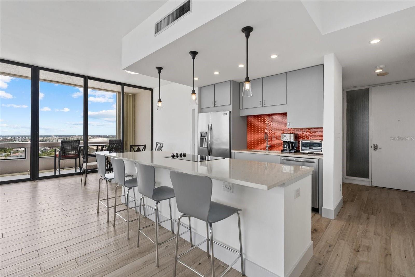 5400 Ocean Unit 17-04, Sarasota, FL 34242