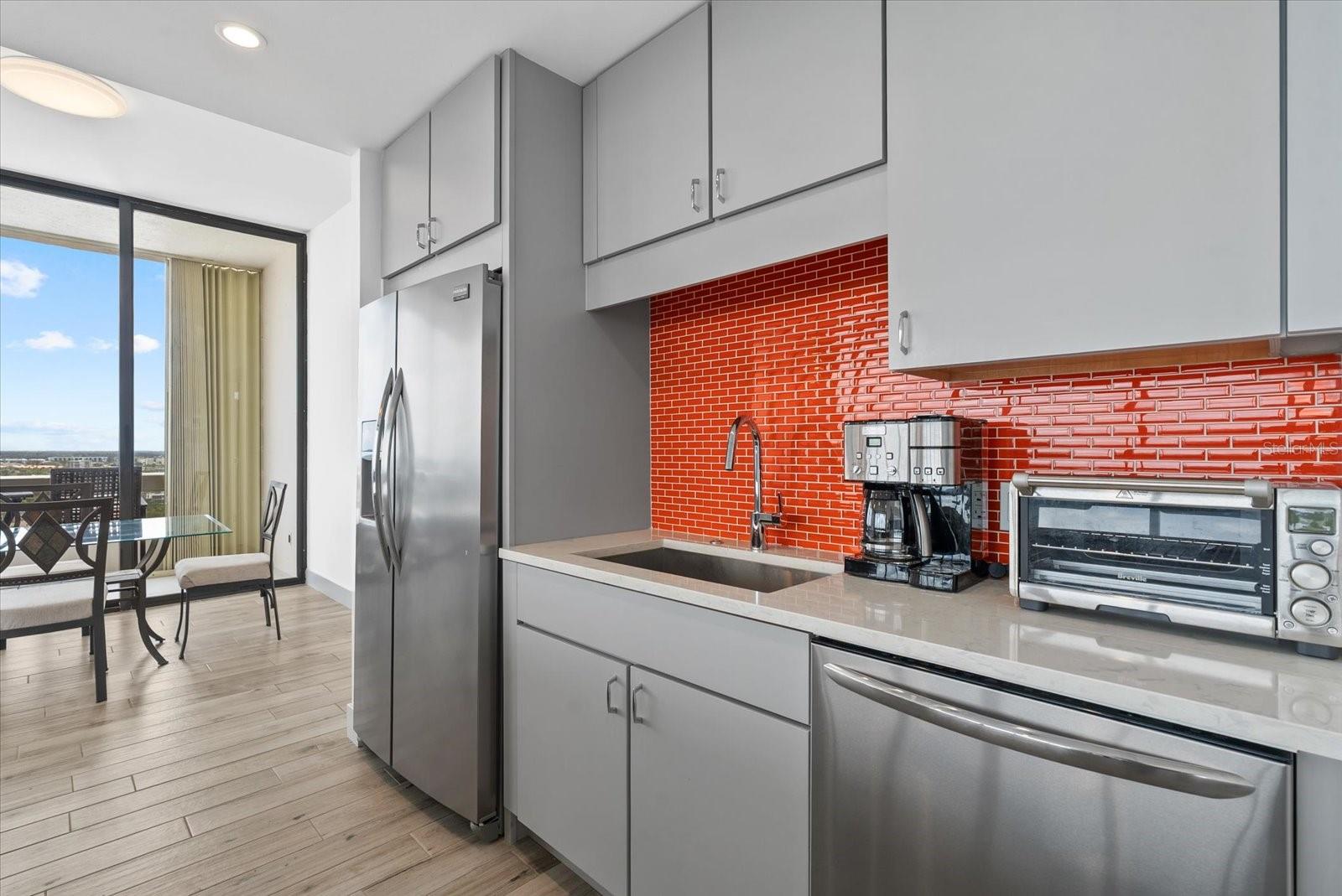 5400 Ocean Unit 17-04, Sarasota, FL 34242