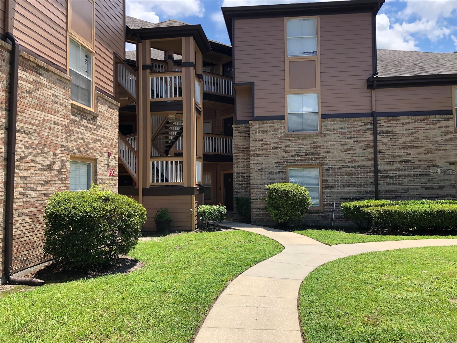 498 Pin Oak Unit 304, Longwood, FL 32779
