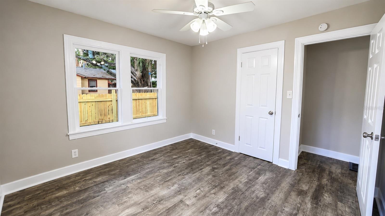 657 15th, St Petersburg, FL 33701